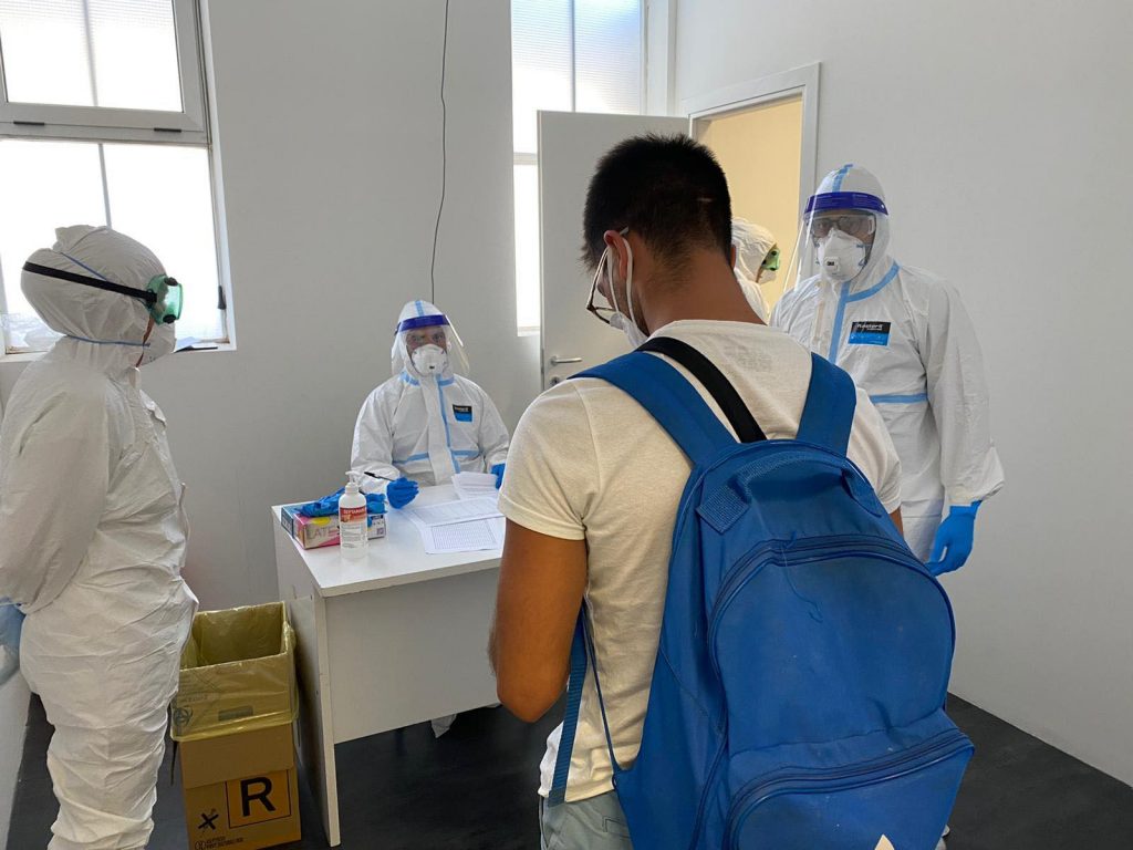 Sicilia: Tamponi obbligatori anche per chi arriva&hellip;