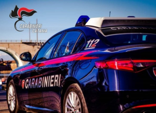 Catania, quartiere San Giorgio: aggredisce i familiari per costringerli a consegnargli denaro, arrestato un pregiudicato