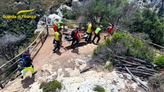 Turista in visita nella riserva di Avola si infortuna, salvata dall’intervento del Soccorso Alpino
