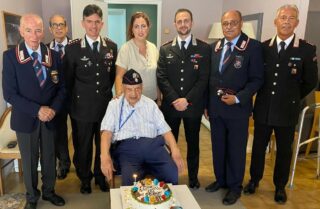 Oltre un secolo di fedeltà all’Arma dei Carabinieri che festeggia il 101° compleanno dell’Appuntato Giacomo Polverino