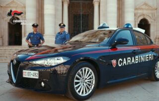 Siracusa, si scaglia contro i Carabinieri durante un controllo: 35enne arrestato per resistenza a Pubblico Ufficiale