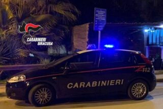 Carabinieri scoprono a Villasmundo un’attività commerciale abusiva: scatta la multa e il provvedimento di chiusura