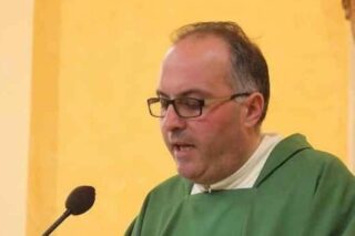 Monreale, migliorano le condizioni di salute del vicario generale don Ferdinando Toia