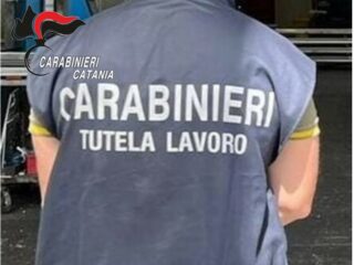 Piedimonte Etneo, maxi sanzioni per lavoro irregolare in un locale del posto: denunciata la titolare