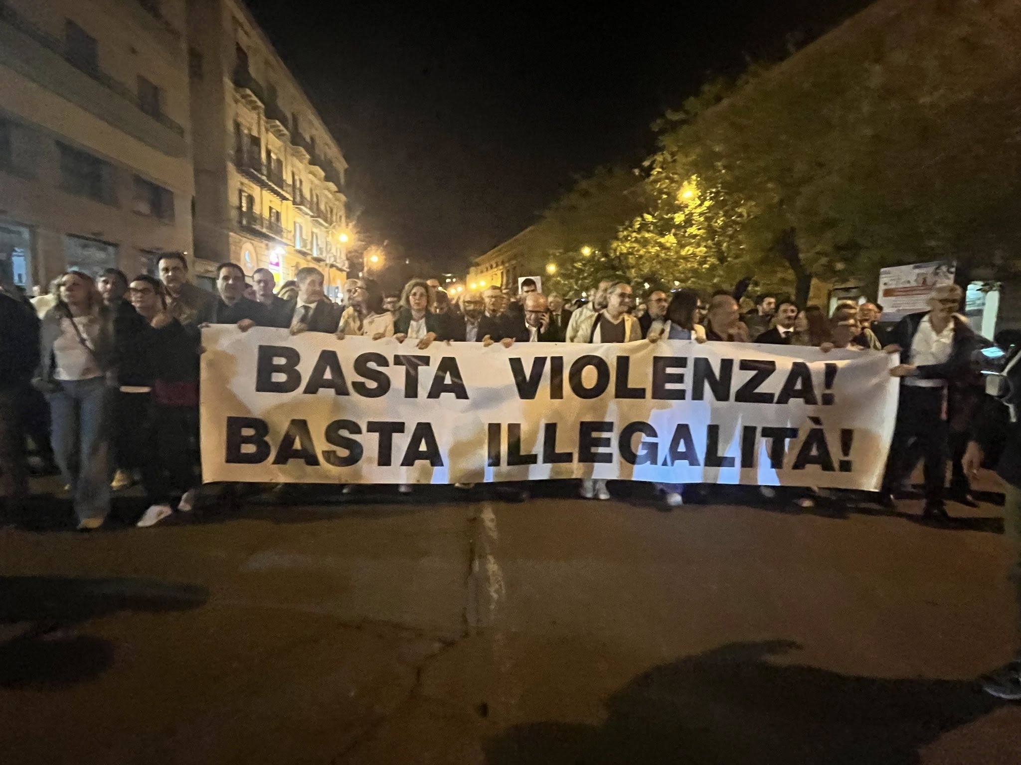 Palermo, “marcia silenziosa per fare rumore” contro la violenza urbana