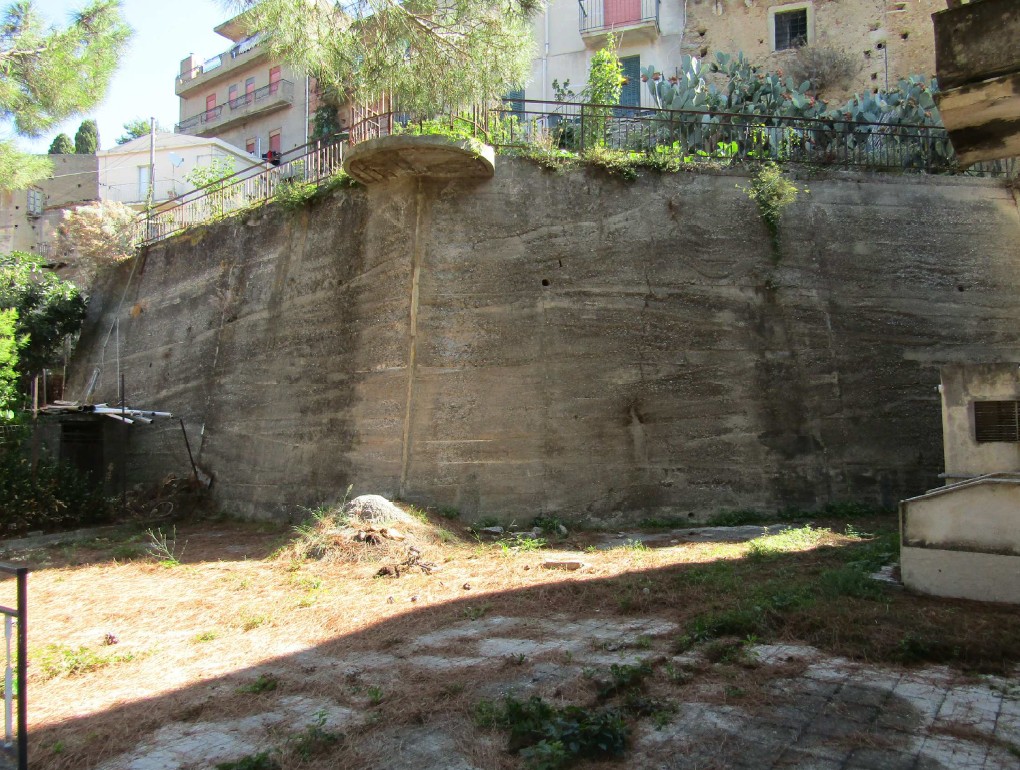 Frane: pubblicato il bando per il consolidamento del centro abitato di Tripi, nel Messinese