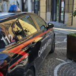 Capaci, tabaccaio pedinato, picchiato e rapinato dell’incasso
