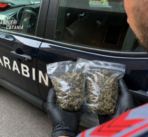 Catania, pusher fermato dai Carabinieri: 60 grammi&hellip;