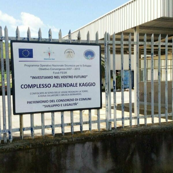 Cantina Kaggio, l’UDC denuncia lo stato di&hellip;
