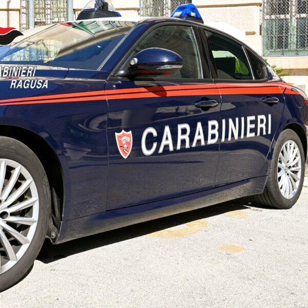 Ragusa, 16enne gira con un coltello in&hellip;