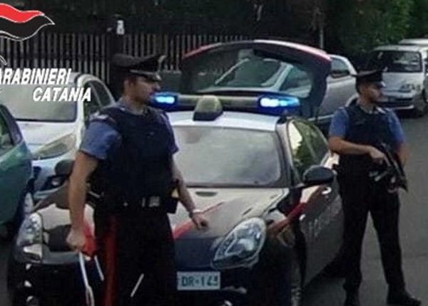 Mascalucia, 17enne porta un coltello a scuola:&hellip;