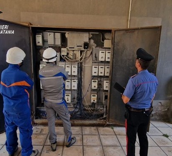 Catania, verifiche nei ristoranti e lotta agli&hellip;