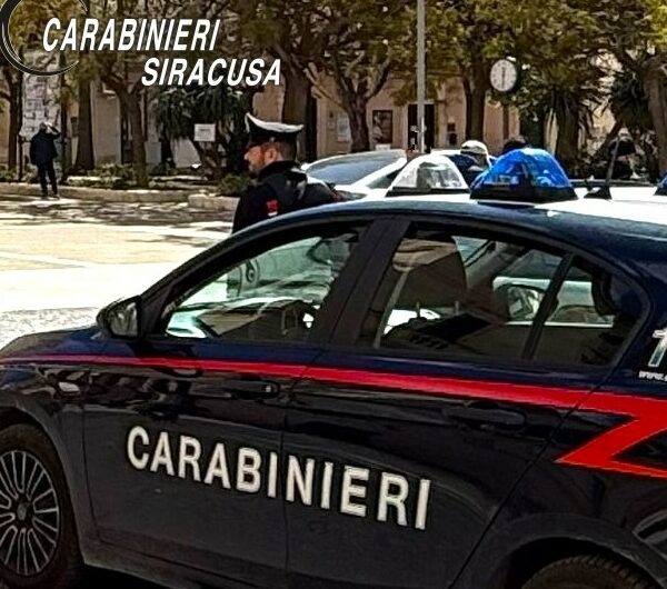 Avola, aggredisce il padre con una sbarra&hellip;