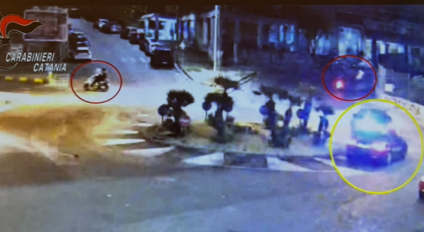 Catania, tre minorenni feriti in una sparatoria&hellip;