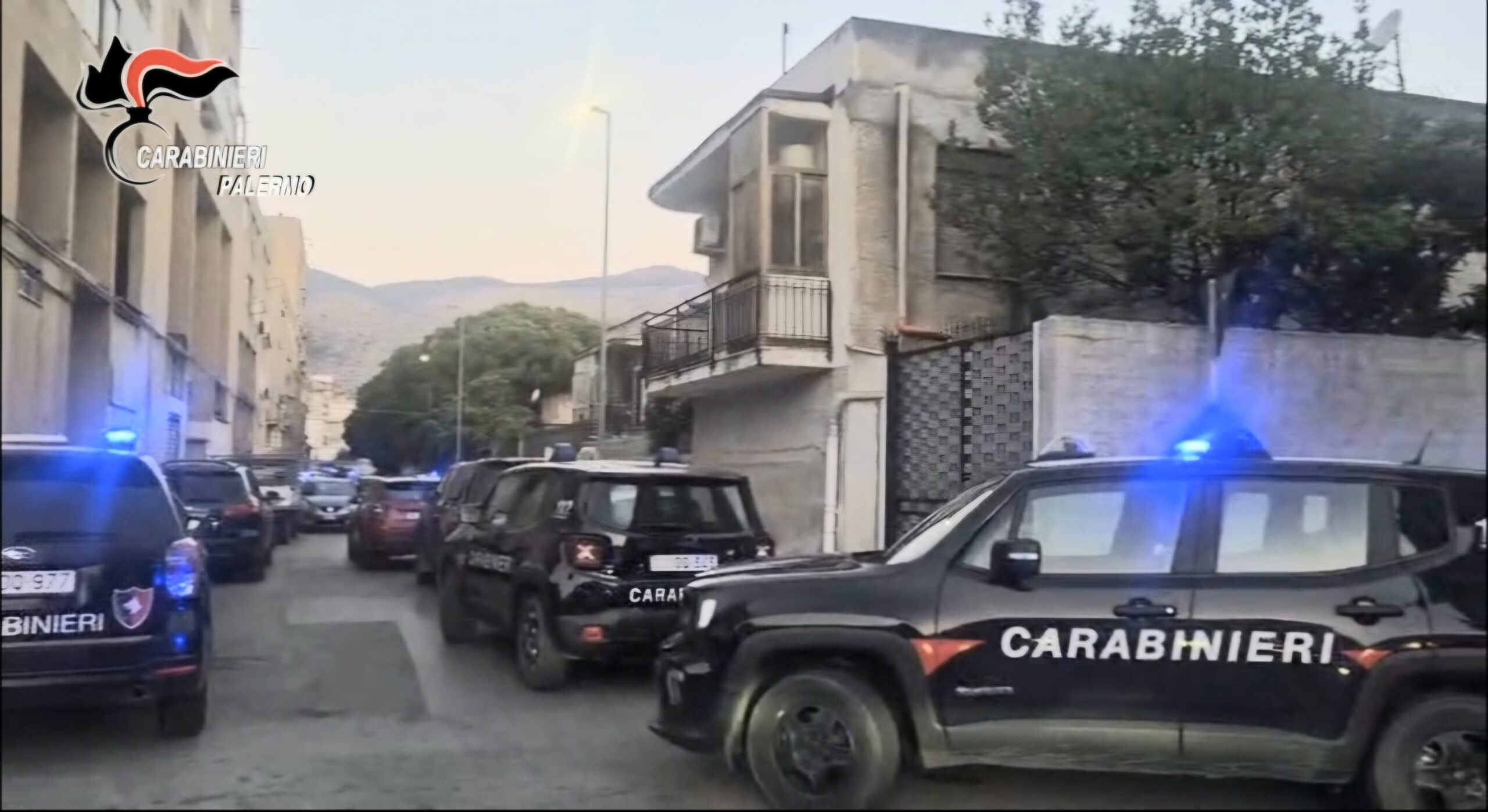Palermo, blitz contro la “banda dei kalashnikov”:&hellip;