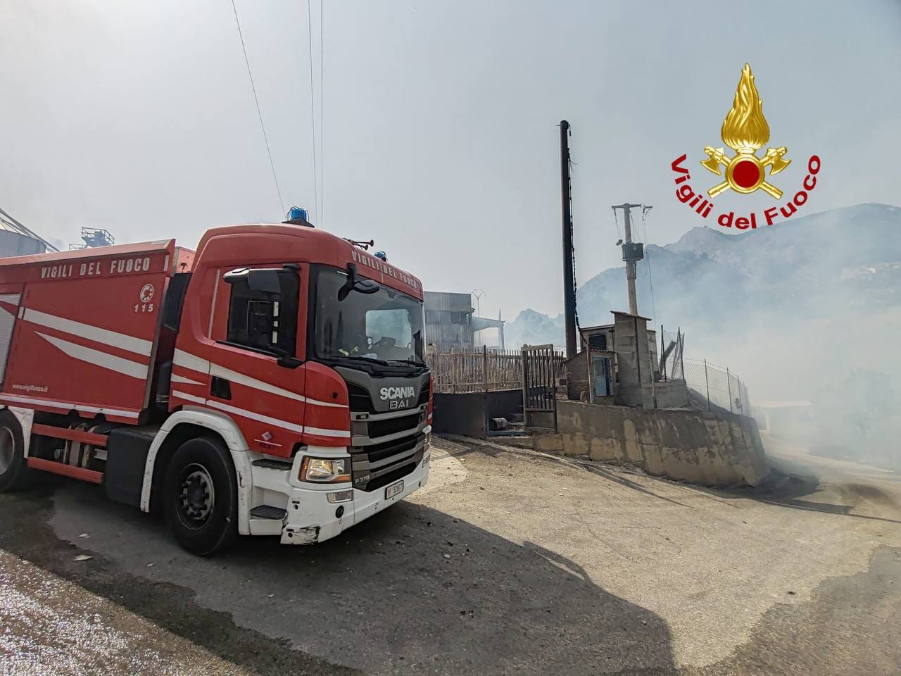 Emergenza incendi a Palermo: oltre 50 interventi&hellip;