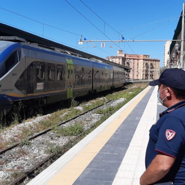Messina, la Polfer riconsegna a un viaggiatore&hellip;