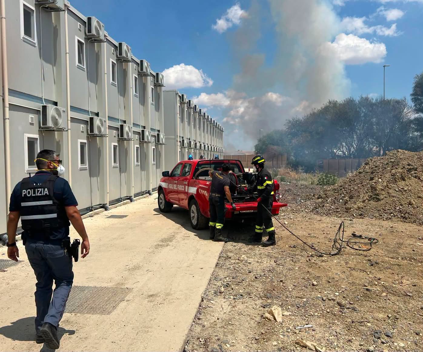 Agira, incendio sulla SP 61 minaccia il&hellip;