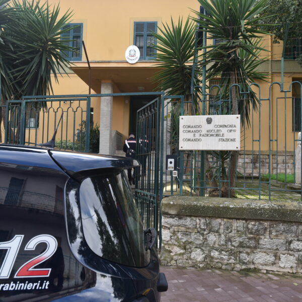 Dalla rissa stradale alla bancarella “fantasma”, scattano&hellip;