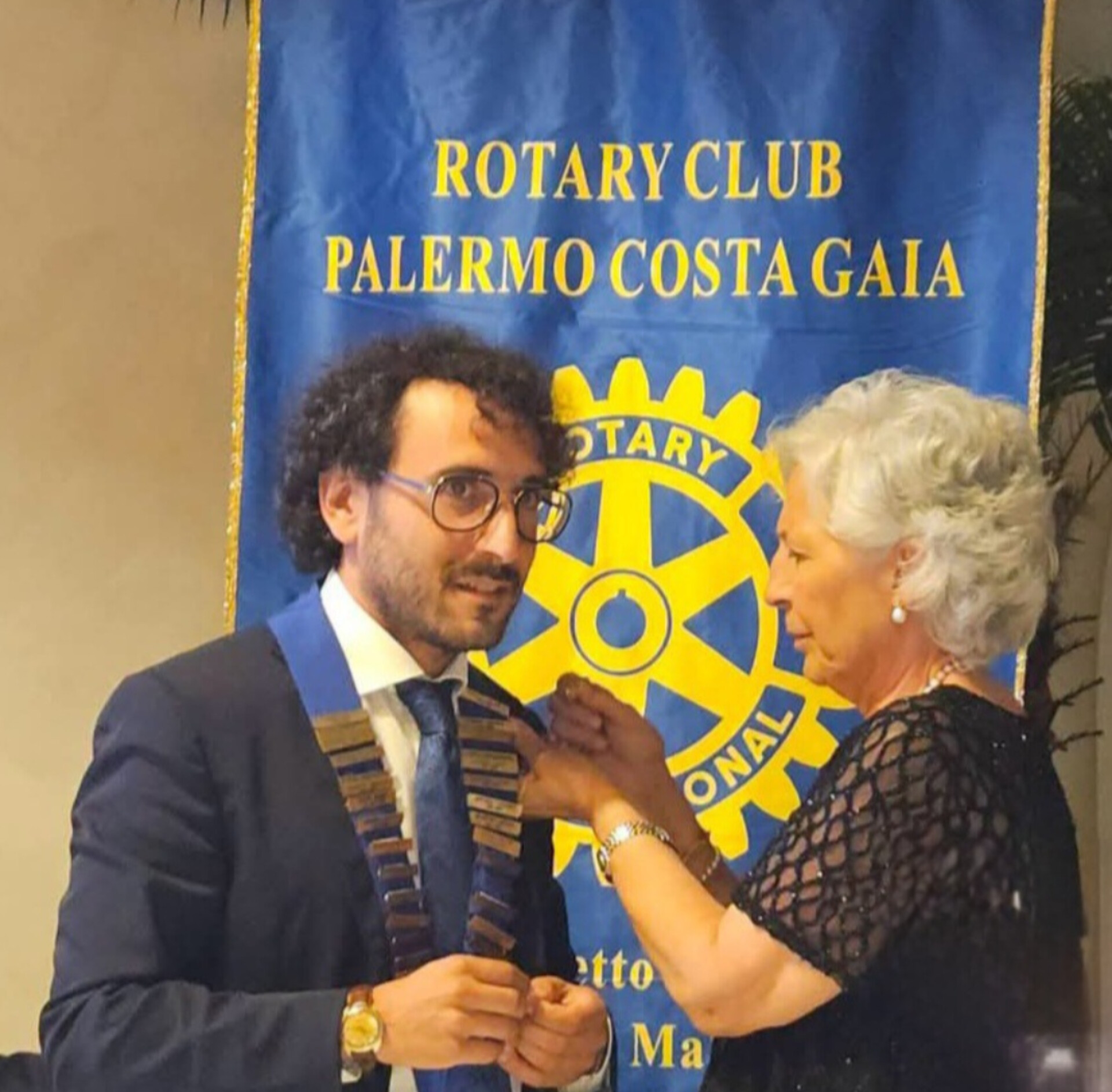 Passaggio del testimone al vertice del Rotary&hellip;