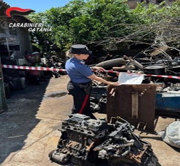 Viagrande, officina meccanica senza autorizzazioni: denunciati padre&hellip;