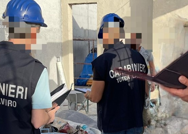Catania, controlli nei cantieri: due imprenditori denunciati&hellip;