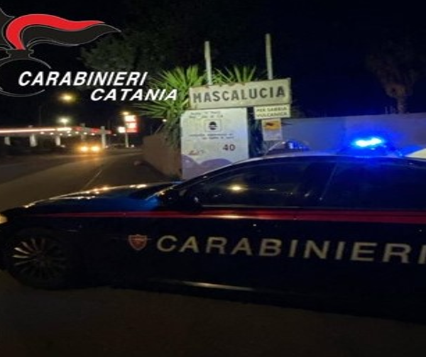 Mascalucia, sorpreso in auto alle 2 di&hellip;