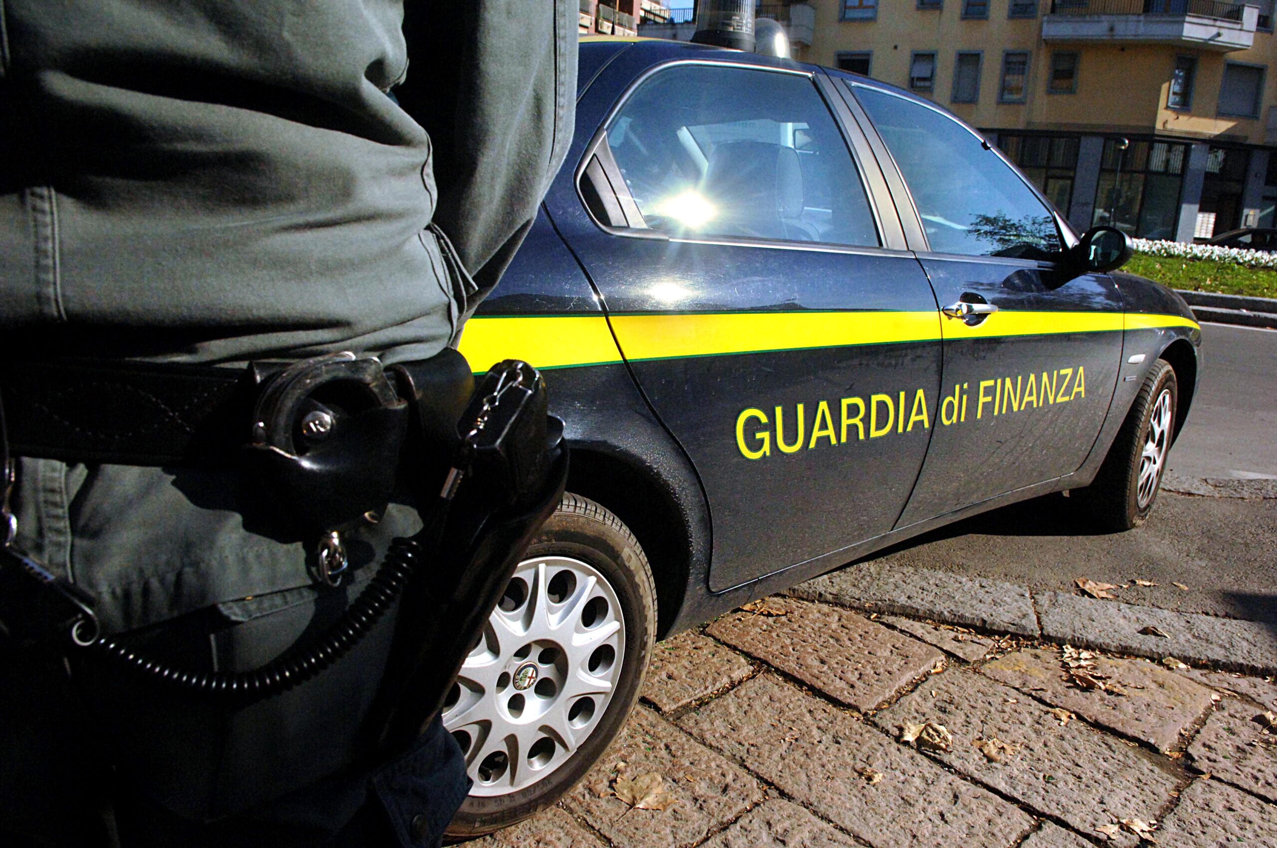 GdiF Palermo: corruzione e peculato. eseguite 2&hellip;