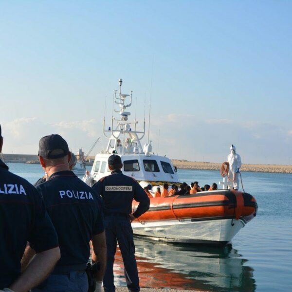 Pozzallo, favoreggiamento dell’immigrazione clandestina: fermati due egiziani&hellip;