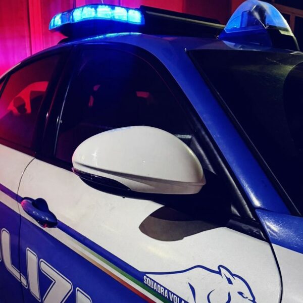Messina, ruba una borsa da un’auto e&hellip;