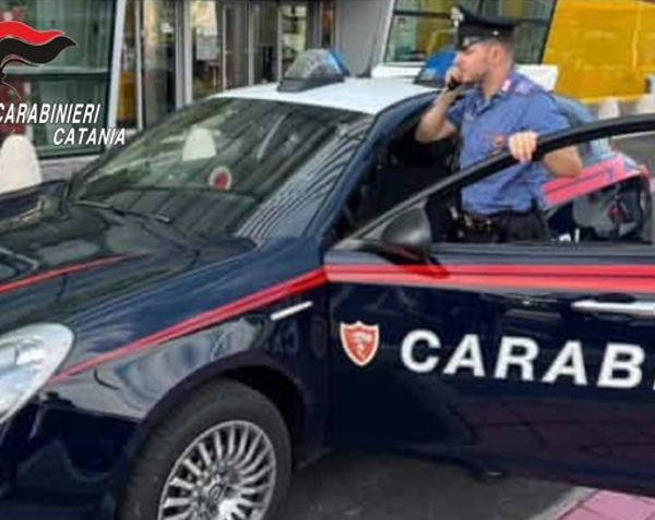Catania, colpo in via Lineri: i Carabinieri&hellip;