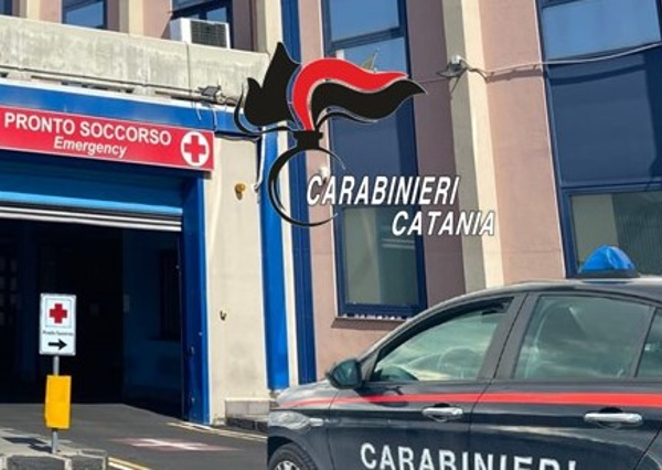 Catania, aggredisce un medico al Policlinico e&hellip;