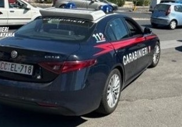 Catania, chiede 600 euro per restituire un’auto&hellip;
