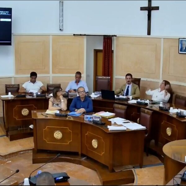 Tensione alle stelle in Consiglio Comunale: scontro&hellip;