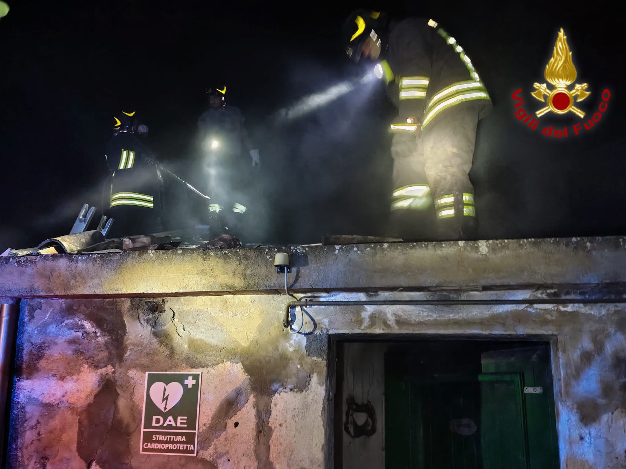 Struttura ricettiva in fiamme nella Riserva Naturale&hellip;