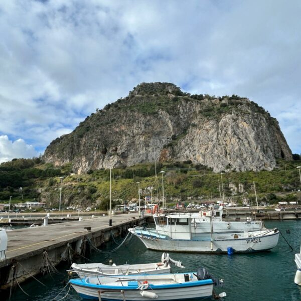 Cefalù, interventi straordinari sul pontile a T&hellip;