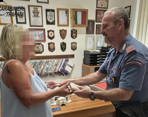 Castelvetrano, trova un portafoglio con 500 euro&hellip;