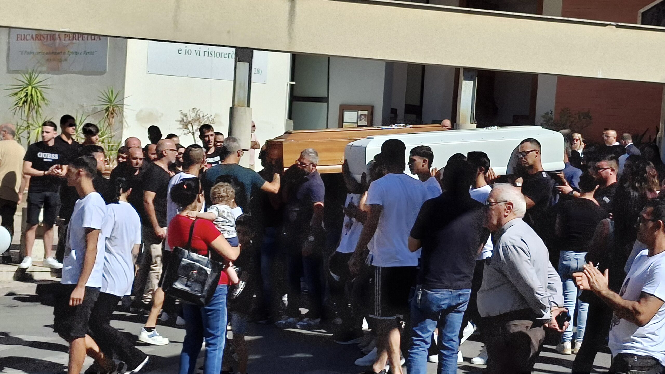 L’ultimo saluto a Rosalia e Vincenzo: Partinico&hellip;