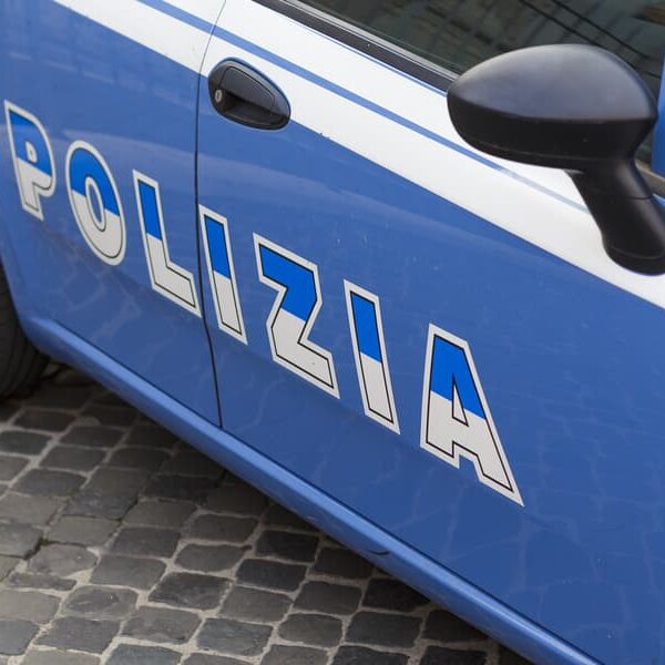 Caltanissetta, due daspo urbani per condotte moleste&hellip;