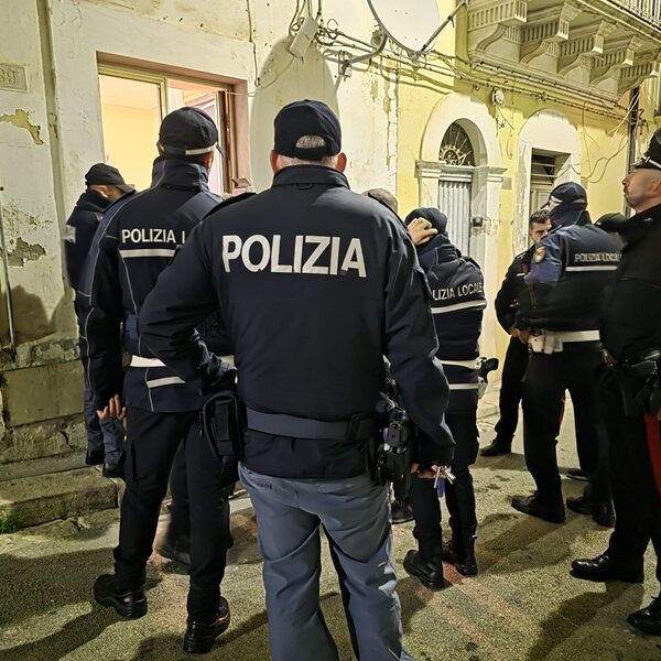 Ragusa, controlli straordinari: 1.804 persone identificate, 849&hellip;