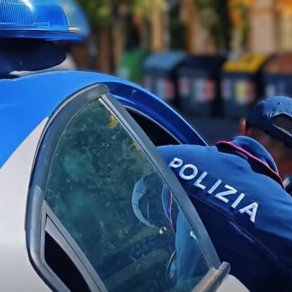 Gela, fugge alla vista della Polizia, poi&hellip;