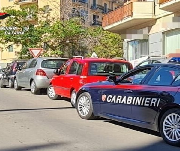 L’allarme del braccialetto non scatta perché lei&hellip;