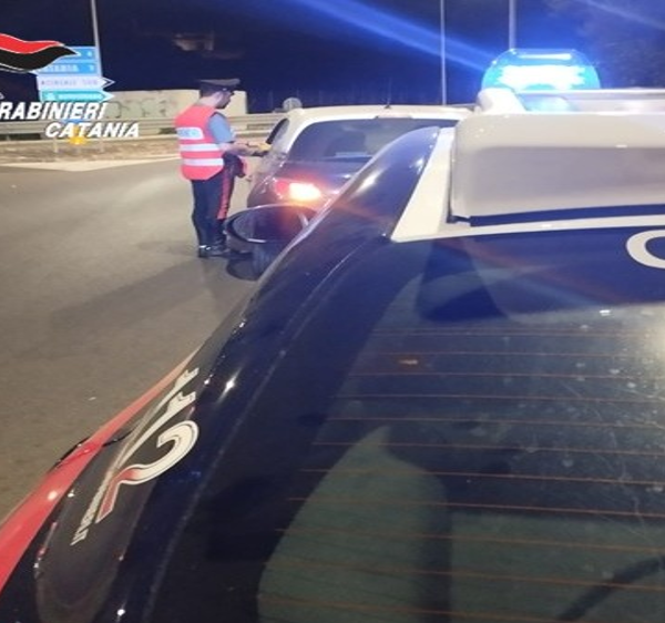 Auto rubata e latitanza interrotta: i Carabinieri&hellip;