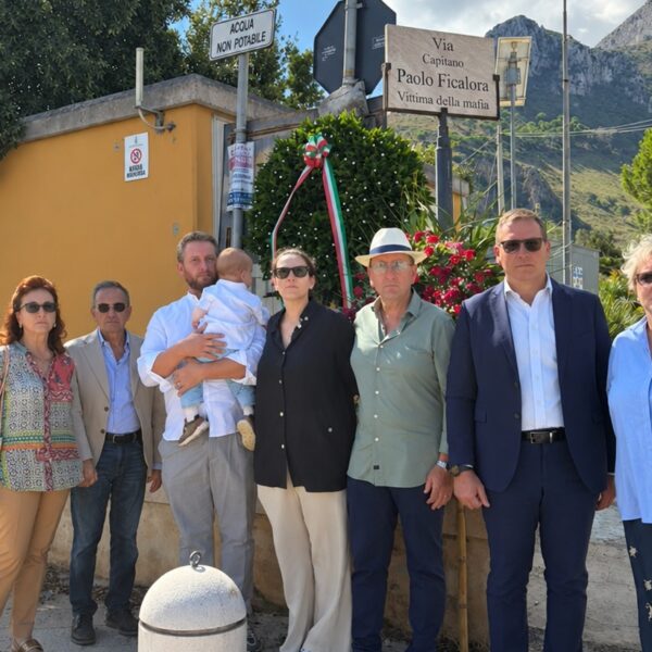 Castellammare ricorda Paolo Ficalora, vittima della mafia:&hellip;