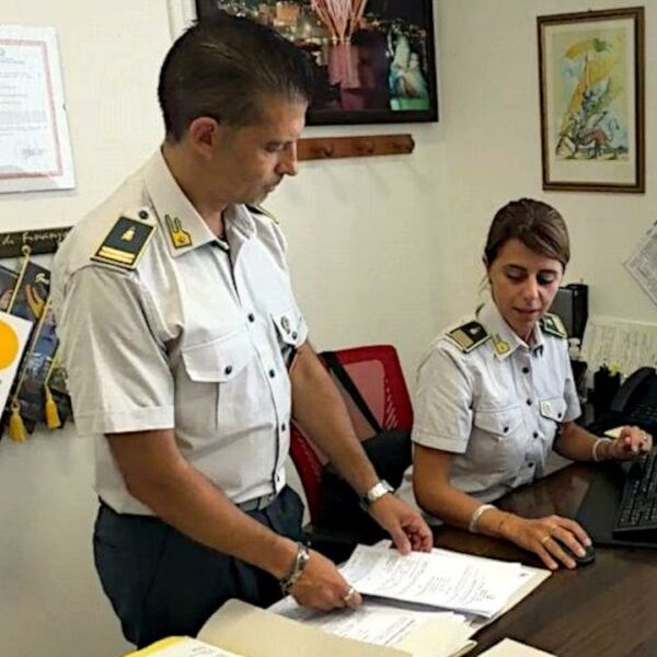 Doppio lavoro e pazienti “in nero”: Corte&hellip;
