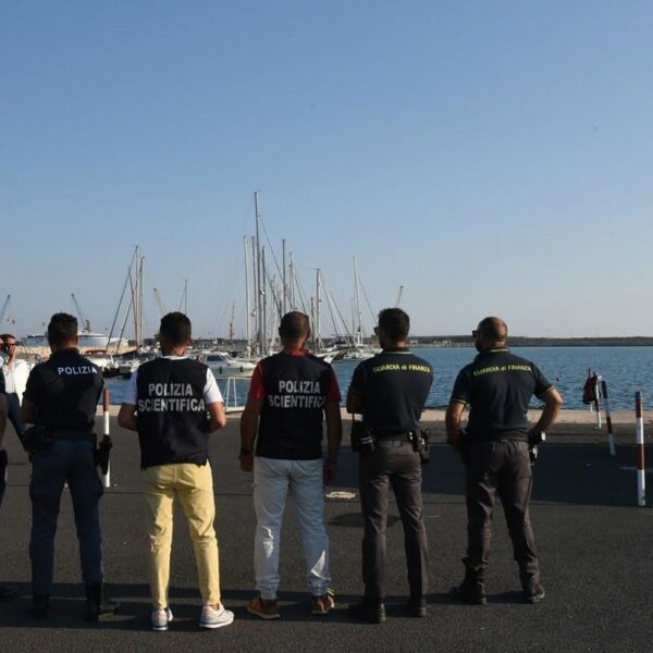 Sbarco di 44 migranti a Pozzallo, fermati&hellip;