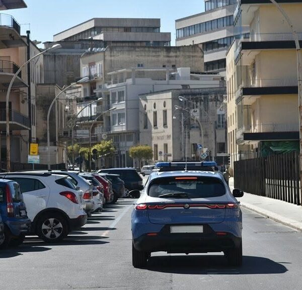 Ragusa, minorenne denunciato per spaccio dalla Polizia:&hellip;