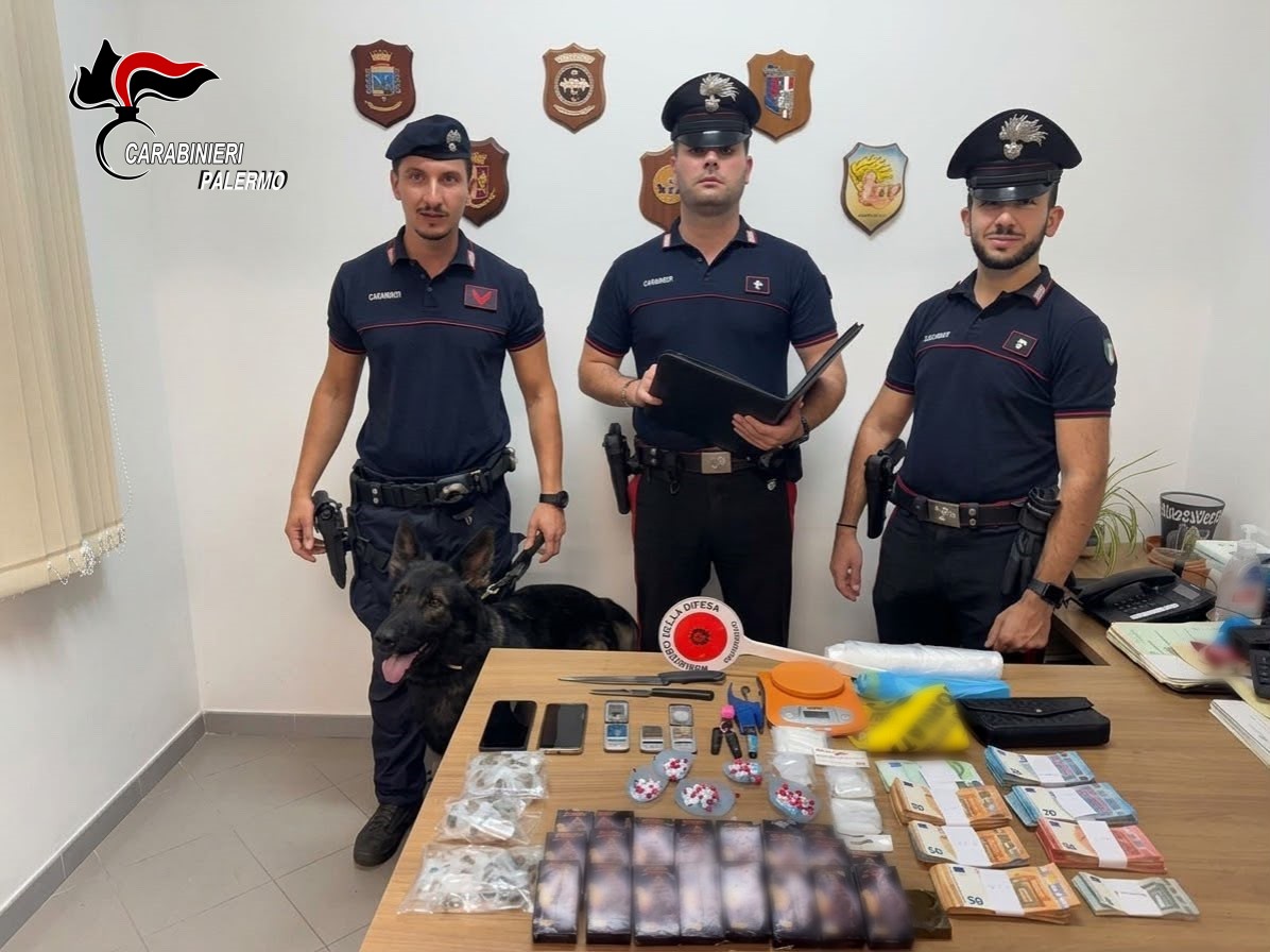 Droga nel congelatore e nell’armadio: arrestato 26enne&hellip;