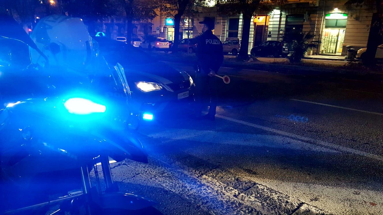 Perseguita e aggredisce la ex sul posto&hellip;
