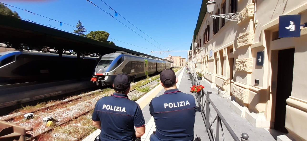Zaino smarrito con 700 euro e orologi:&hellip;